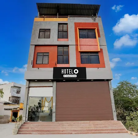 Super Hotel O Sector 6 Hiran Magri-3