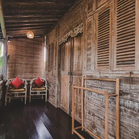 Aura Guesthouse-3
