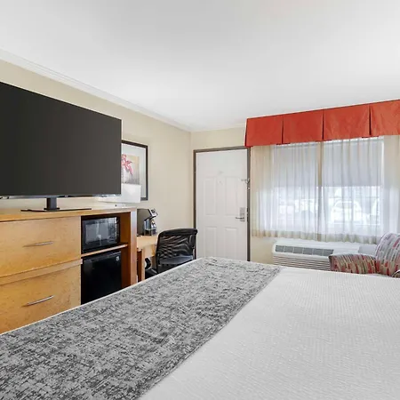 Best Western Plus Ontario Airport & Convention Center-3