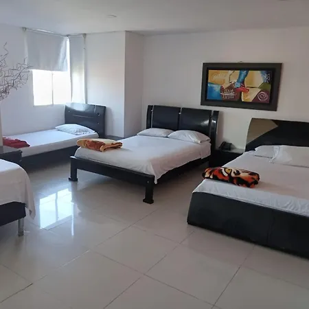 Hotel Intersuites-2