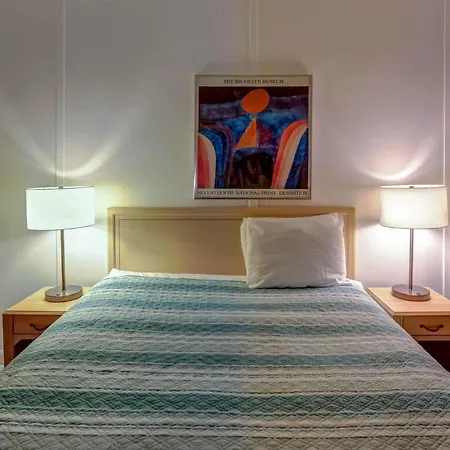 Richard'S Motel Studios-2