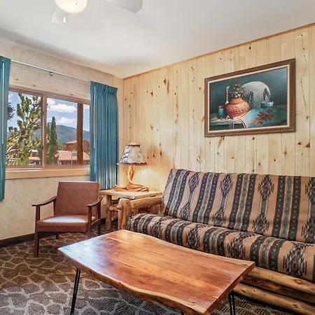 Spirit Lake Lodge-2