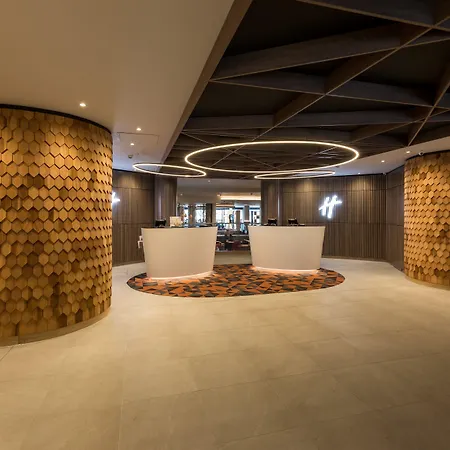Holiday Inn Edinburgh Zoo By Ihg-2