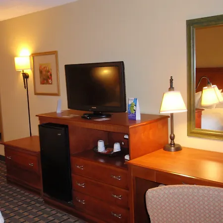 Baymont By Wyndham Lewisville-3