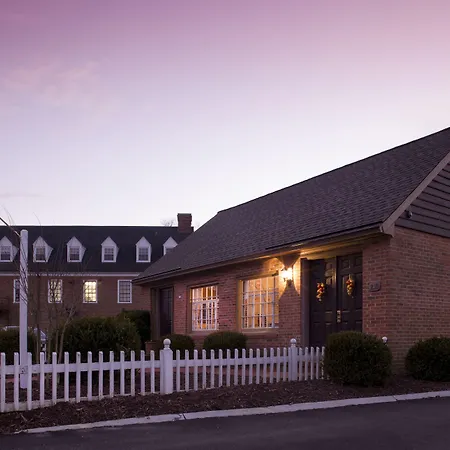 The Fife And Drum Inn-3