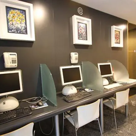 Club Hotel-3