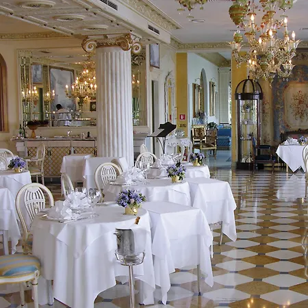 Villa E Palazzo Aminta - A Leading Hotel Of The World-3