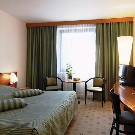 Expo Hotel-2