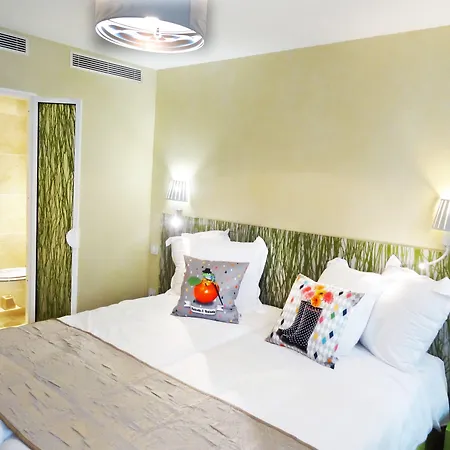Le Pavillon Hotel-3