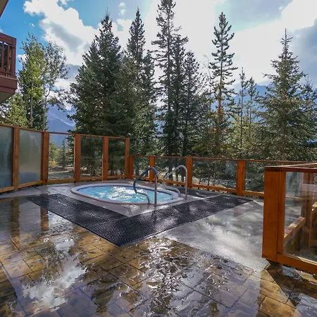 Falcon Crest Lodge By Clique-2