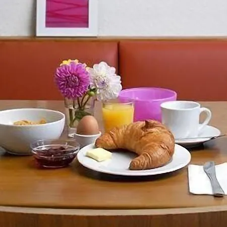 Business & Budget Hotel Tessin-2