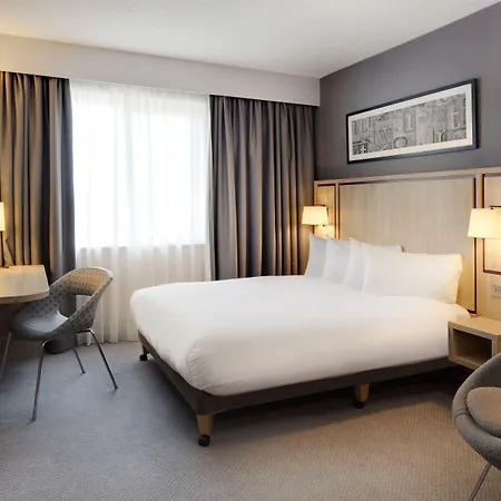 Leonardo Hotel London Watford-3