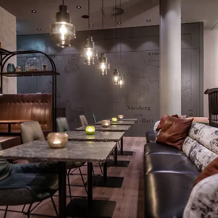 Motel One Nuernberg-City-3