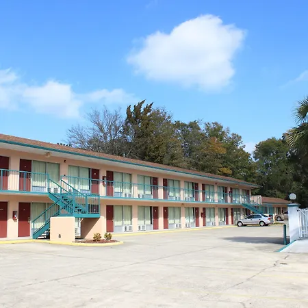 Travelers Inn Gainesville-2
