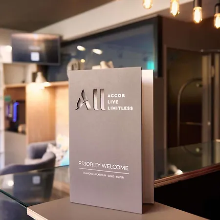 Mercure Barcelona Condor-3