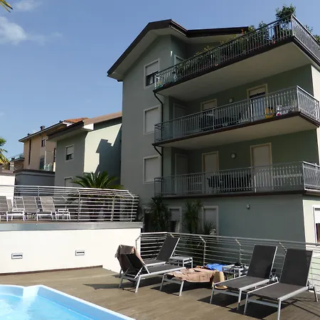 Residence Alle Palme-3