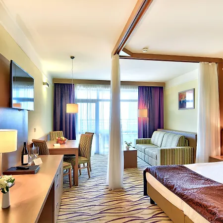 Flamingo Grand Hotel & Spa-2