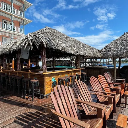 Hotel Bocas Town-2