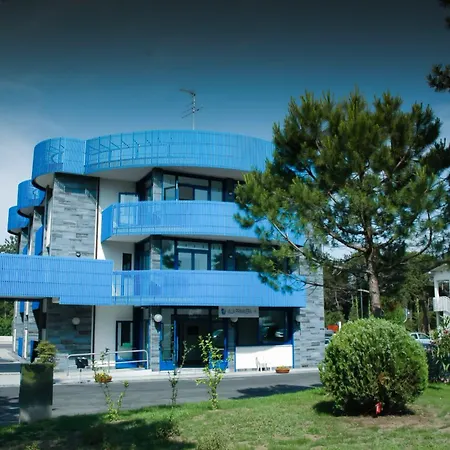 Bella Italia Sport Village-3