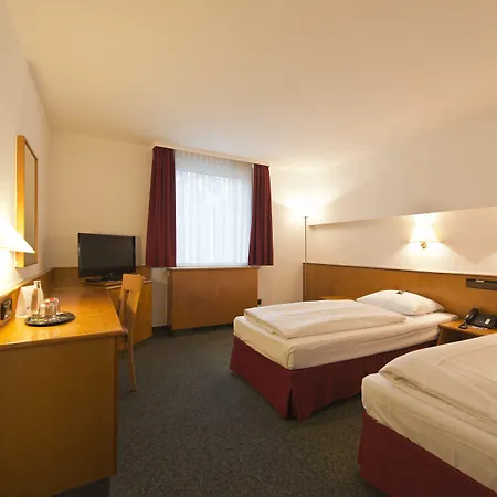 Hotel Motodrom-3