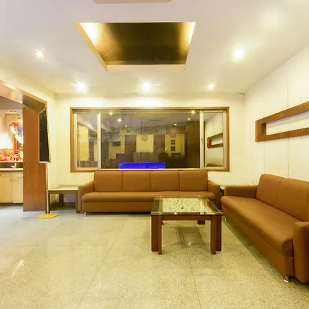Rapid Lakme Executive Hotel-2