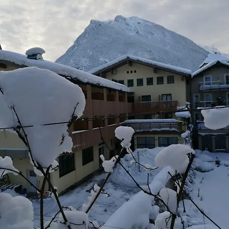 Hotel Adler-3