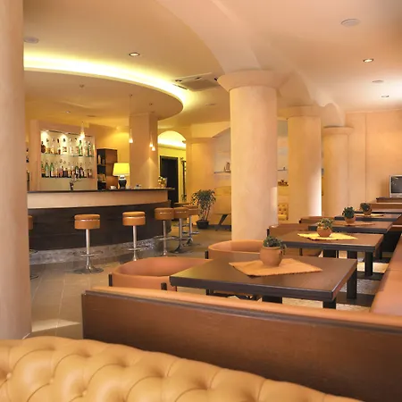Hotel Italia-3