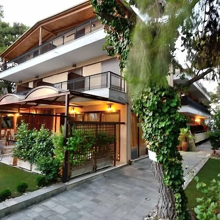 Hotel Chris-2