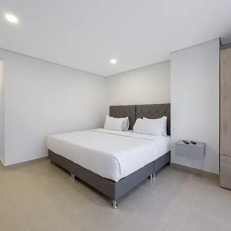 Aparta Suite Plaza Premium-2