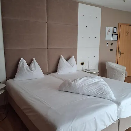 Hotel Garni Guenther-3