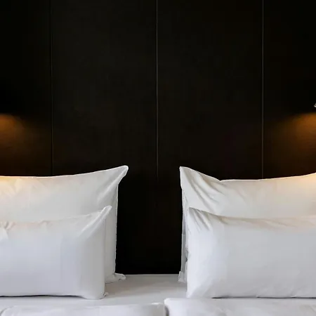 Motel One Prague-Florentinum-3