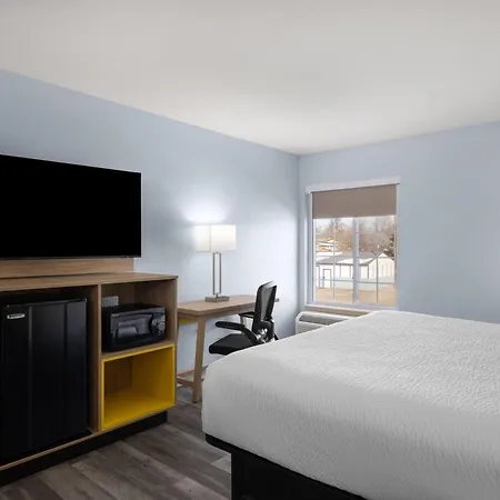 Days Inn By Wyndham Dodge City-2
