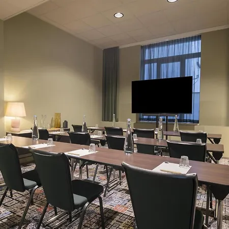 Doubletree By Hilton Brussels City-3