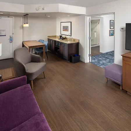 Hampton Inn And Suites Asheville Airport-2