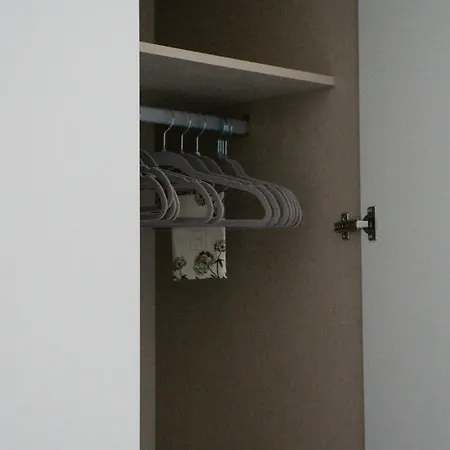 Luna House-2