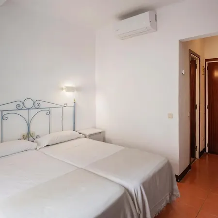 Hotel Caleta-2