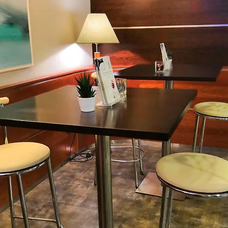 Mercure Leonardo Da Vinci Rome Airport-2
