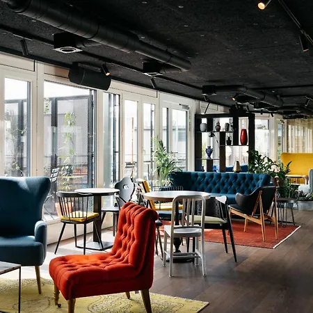 Ruby Claire Hotel Geneva By Ihg-3