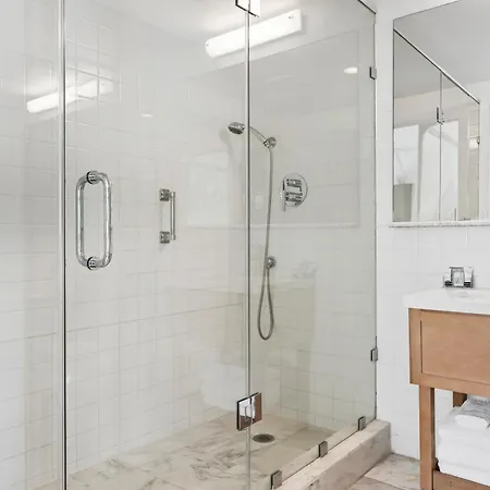 Townhouse Hotel-2
