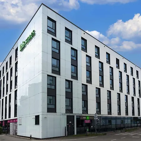 Ibis Styles Warszawa Centrum-3