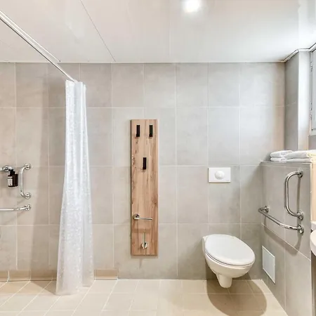 B&B Hotel Perpignan Centre-2