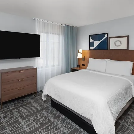 Staybridge Suites Lansing-Okemos By Ihg-3