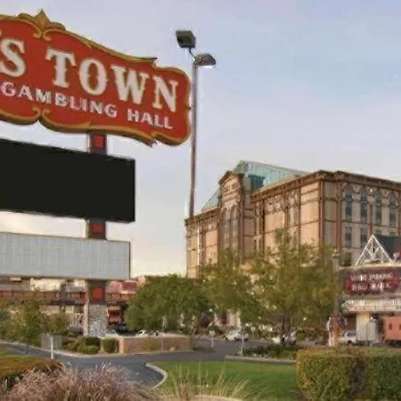 Sam'S Town Hotel And Gambling Hall-3