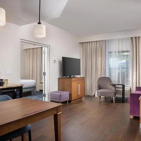 Hampton Inn And Suites Asheville Airport-3