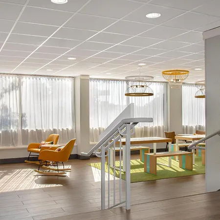 Spark By Hilton Charlotte Airport North-3