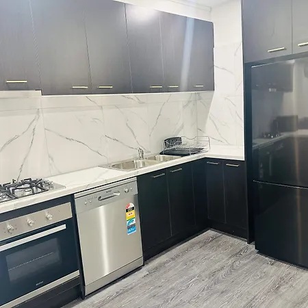 City Edge Dandenong Apartment Hotel-2