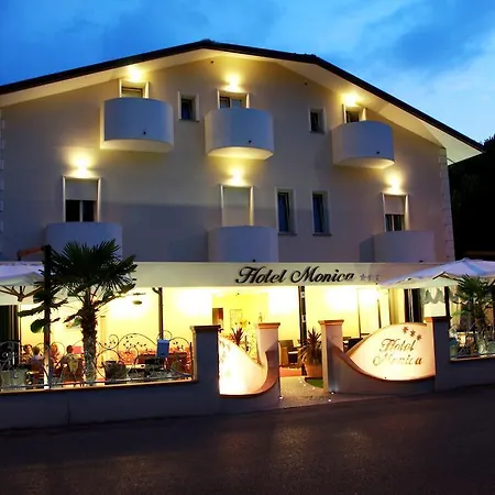 Hotel Monica-3