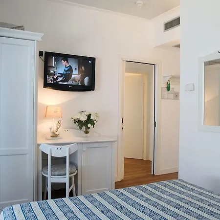 Hotel La Goletta-2