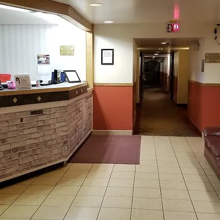 Redwood Motor Inn-2