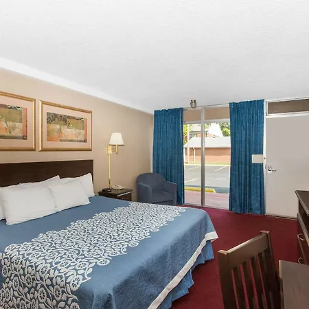 Americas Best Value Inn St. Joseph At I-29-2